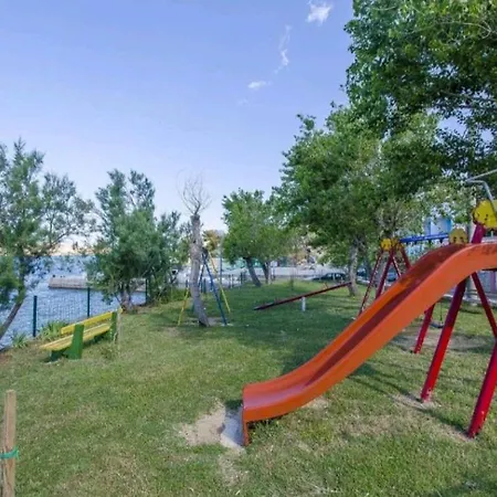 Apartman Lolita Apartment Miskovici